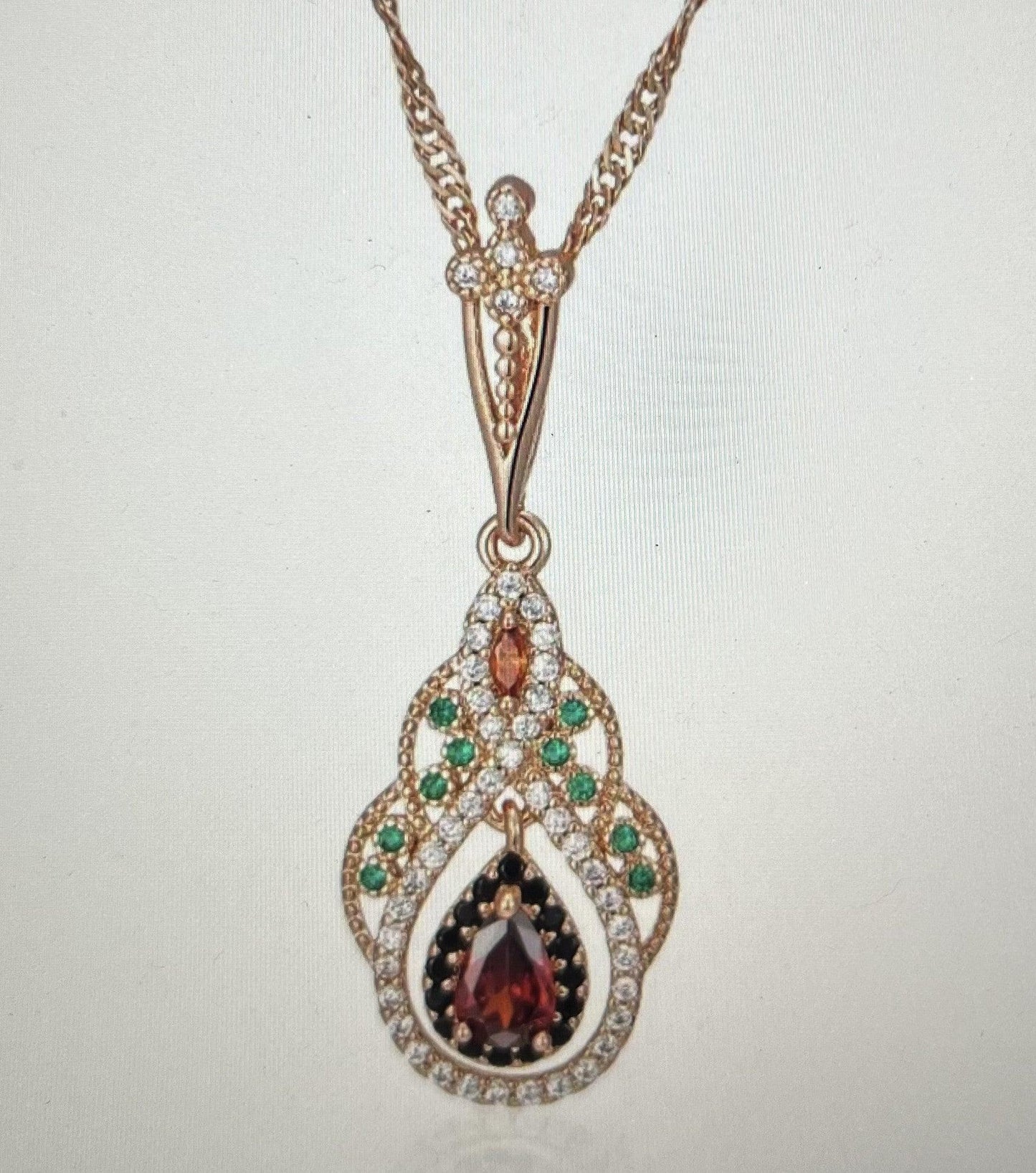Golden Heart Zircon Flower Necklace - maidamoon