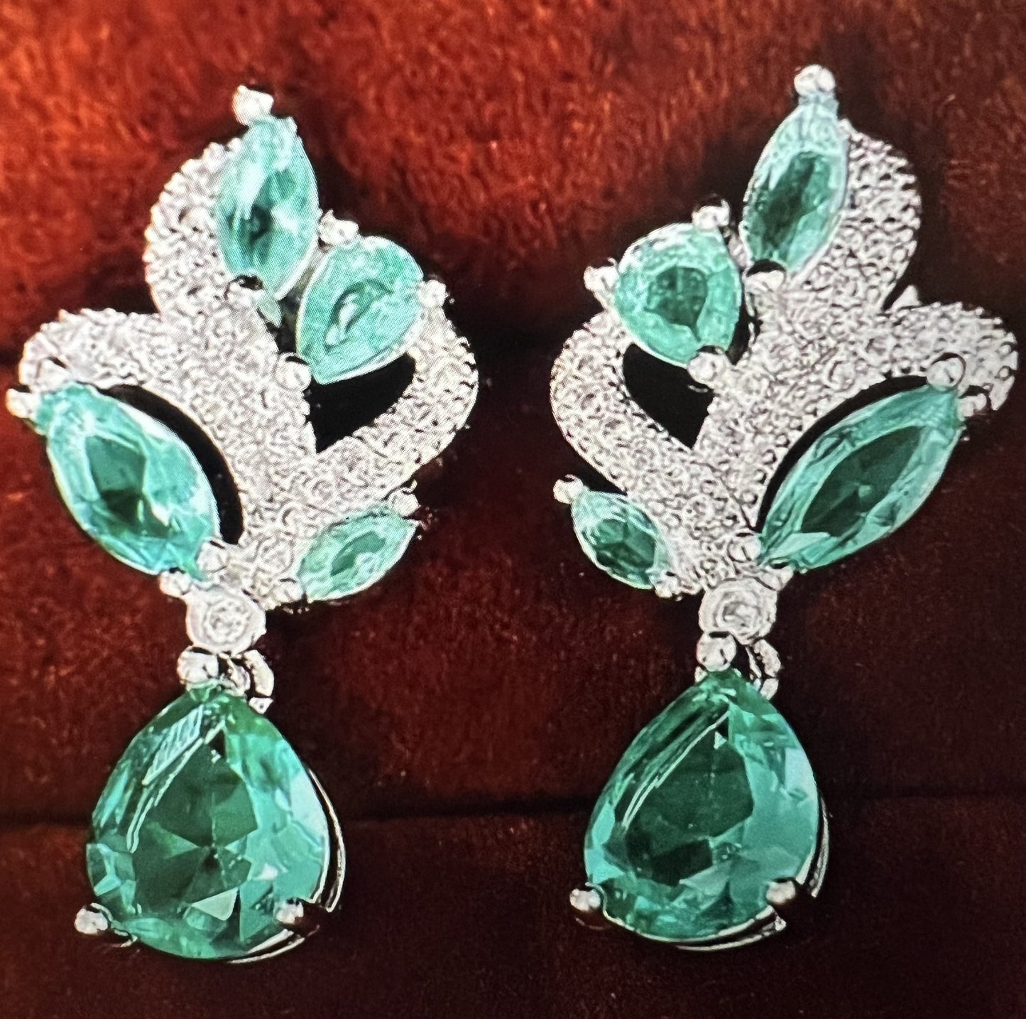 Shiny Emerald Earrings