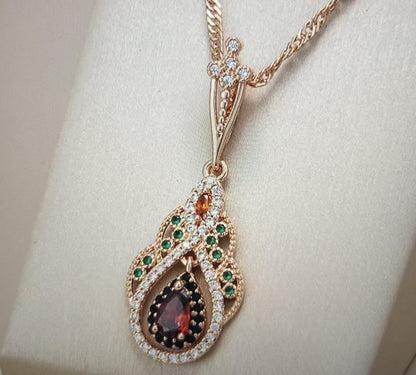 Golden Heart Zircon Flower Necklace - maidamoon
